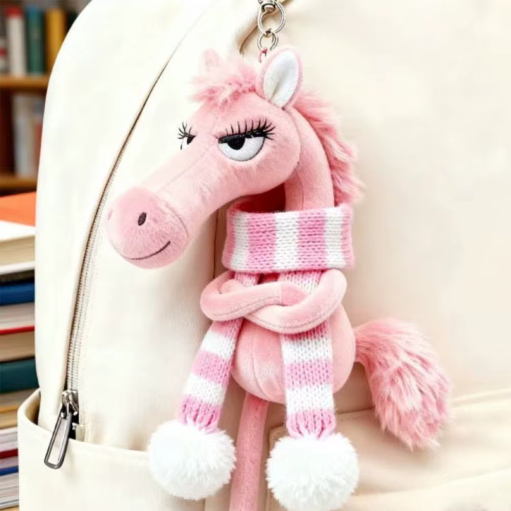 Mascotte de l'Année du Cheval, un pendentif chic en forme de cheval, un pendentif élégant et stylé e