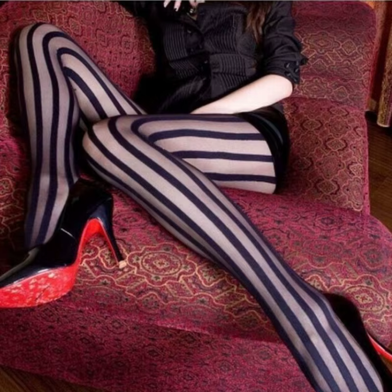 Collants rayés Vintage pour femmes, collants noirs à larges rayures verticales, rétro classiques, bonneterie en Nylon, bas hauts de cuisse