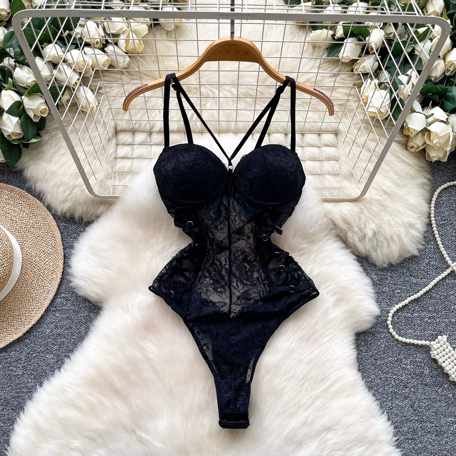 Femmes Sexy licou dentelle body Chic mode élastique Bodycone combinaisons printemps chaud doux gothique combishorts