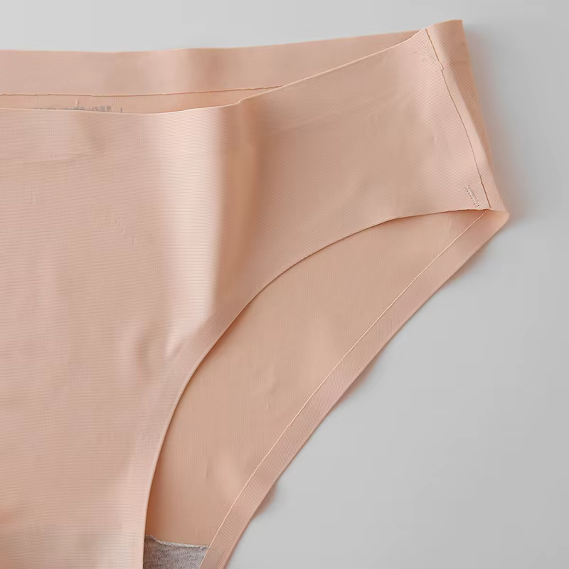 Sans couture femmes culottes soie Satin femme sous-vêtements confortable Lingerie sport respirant slips offre spéciale