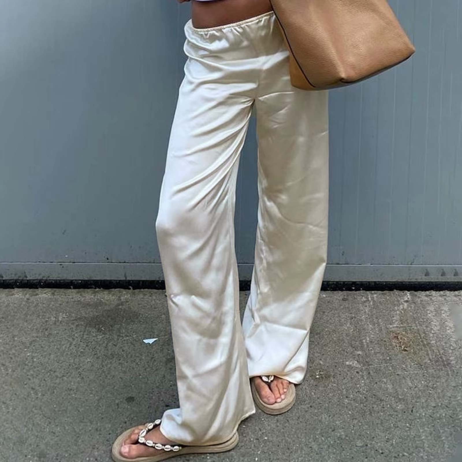 Pantalon de robe élégant pour femme en satin couleur unie