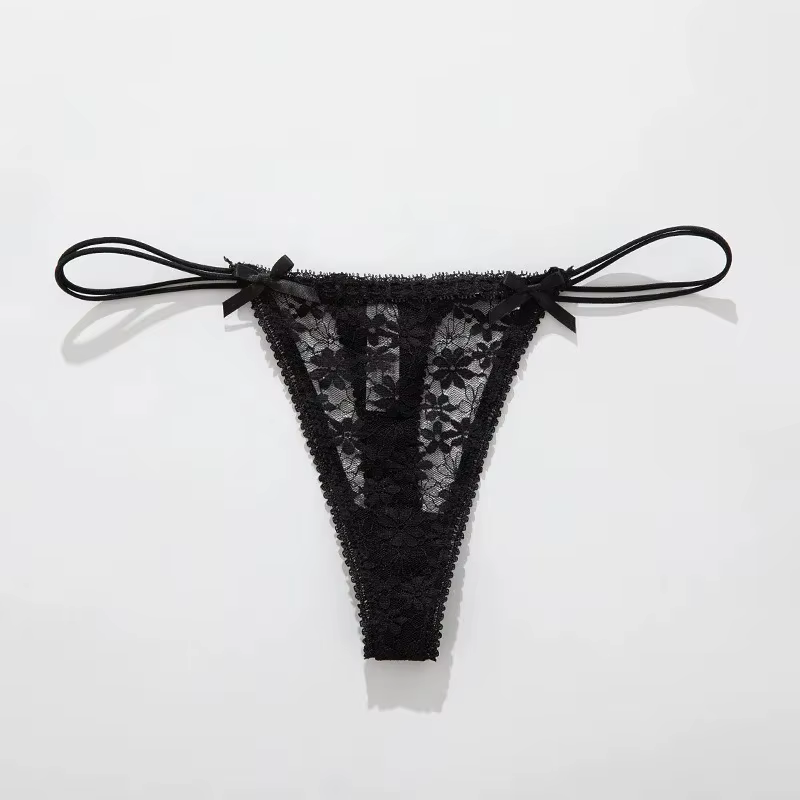 Culotte en dentelle avec nœud