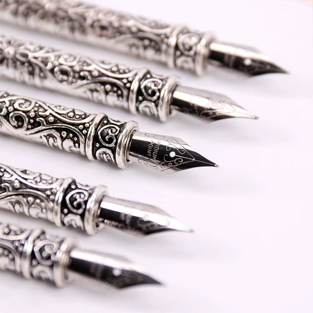 Stylo plume vintage à pointe oblique pour calligraphie, style chancellerie anglaise, avec plume d'oie pour écriture