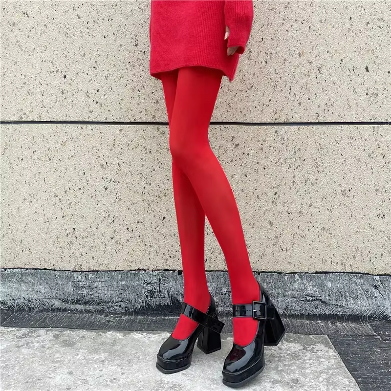 Collants rouges pour femmes