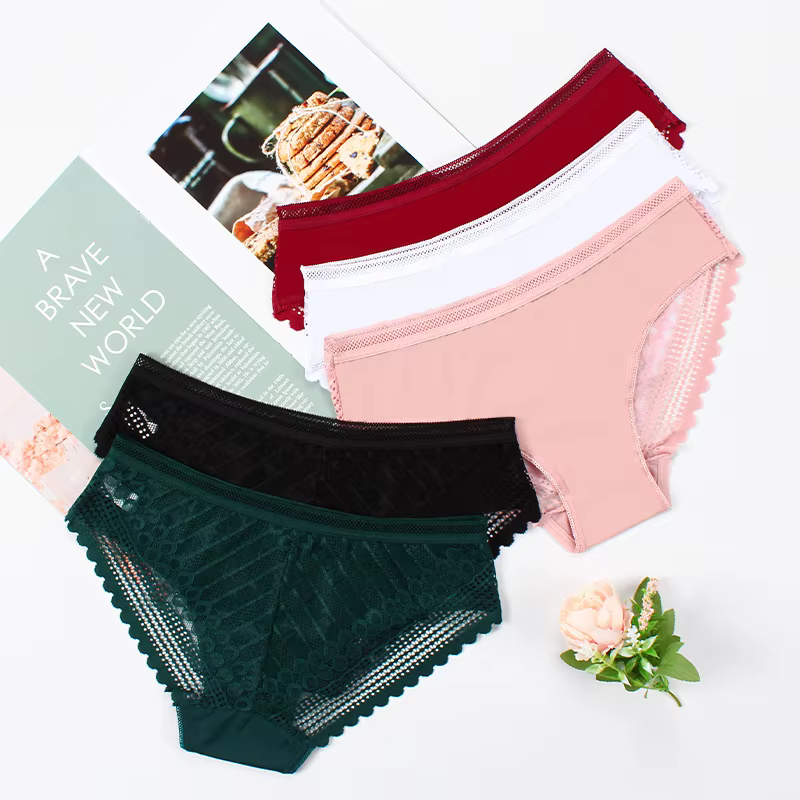 Ensemble de culottes en dentelle pour femmes