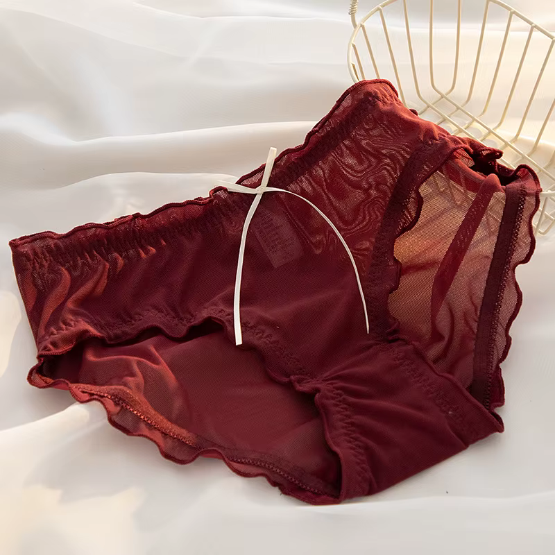 Culotte en dentelle pour femme