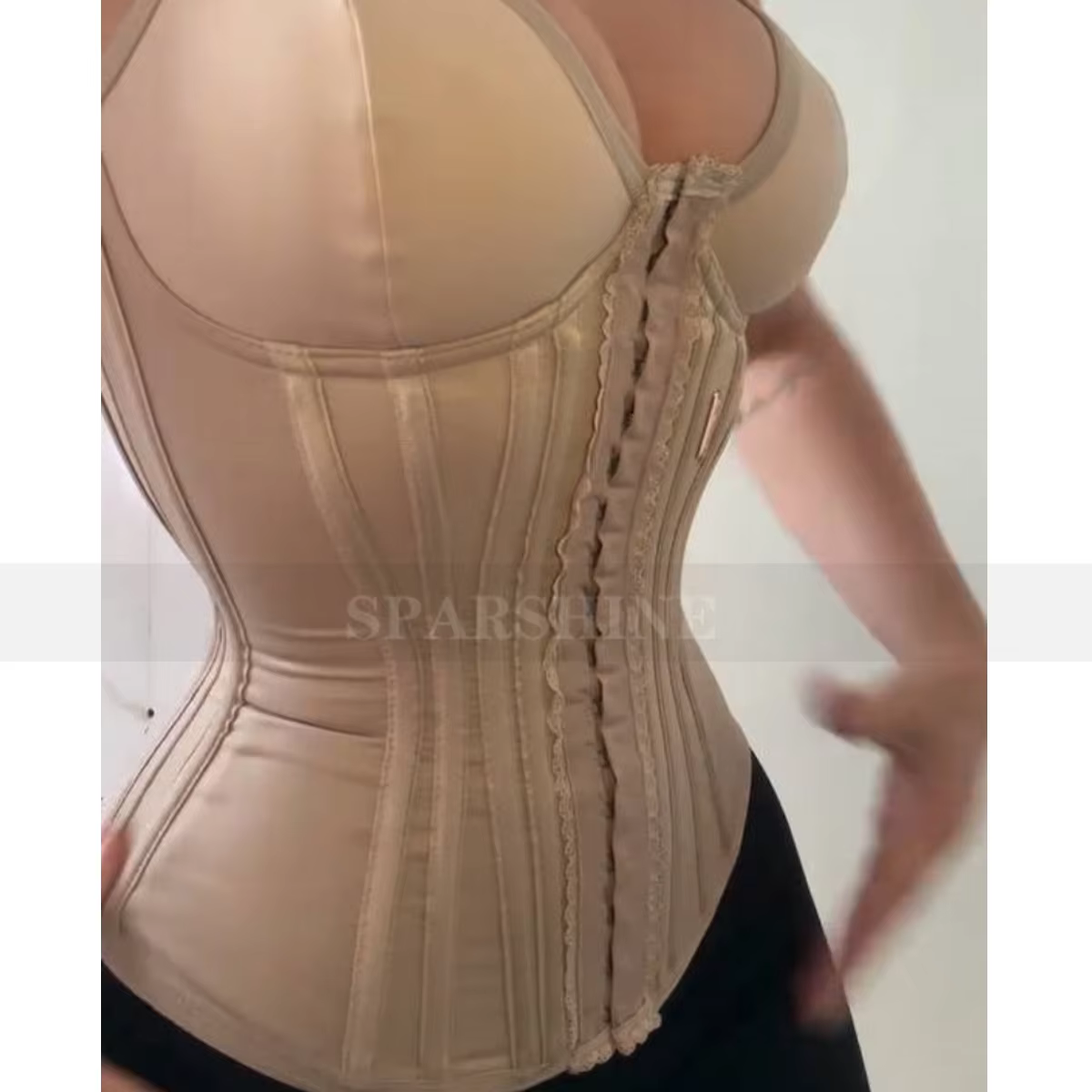 Gaine amincissante pour le ventre