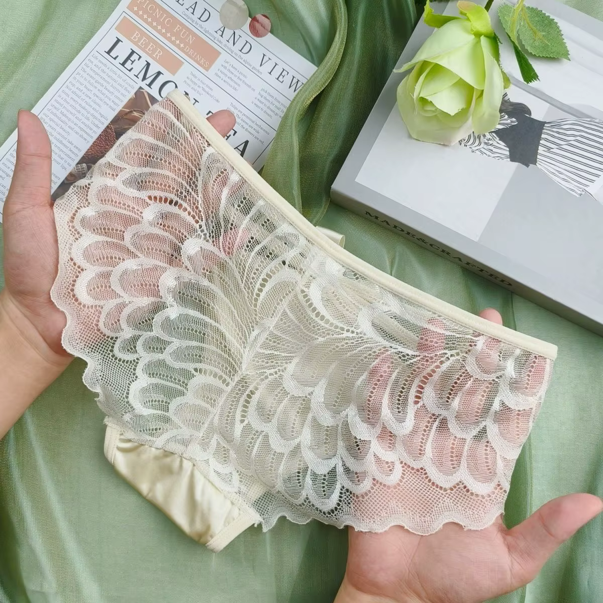 Culottes pour femmes respirantes en tissu pur et lisse