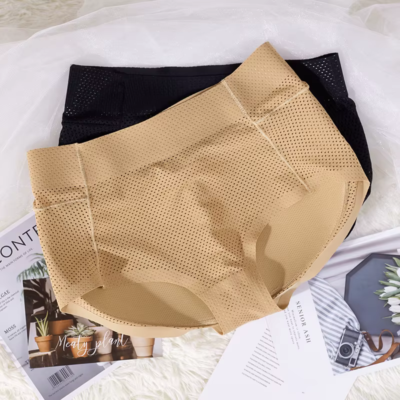 Culotte gainante rehausse-fesses avec coussinets pour les hanches