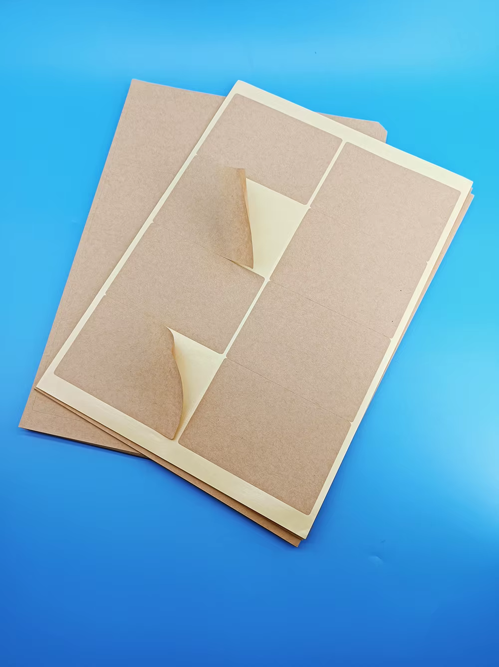 10 feuilles de 700 autocollants découpés brun mats rectangulaires, étiquettes adhésives A4 carrées en papier kraft découpé auto-adhésif
