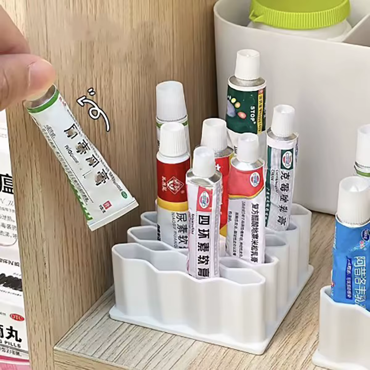Support de bureau pour onguents, en plastique, organiseur de rangement pour cosmétiques et stylos, avec compartiments pour onguents domestiques
