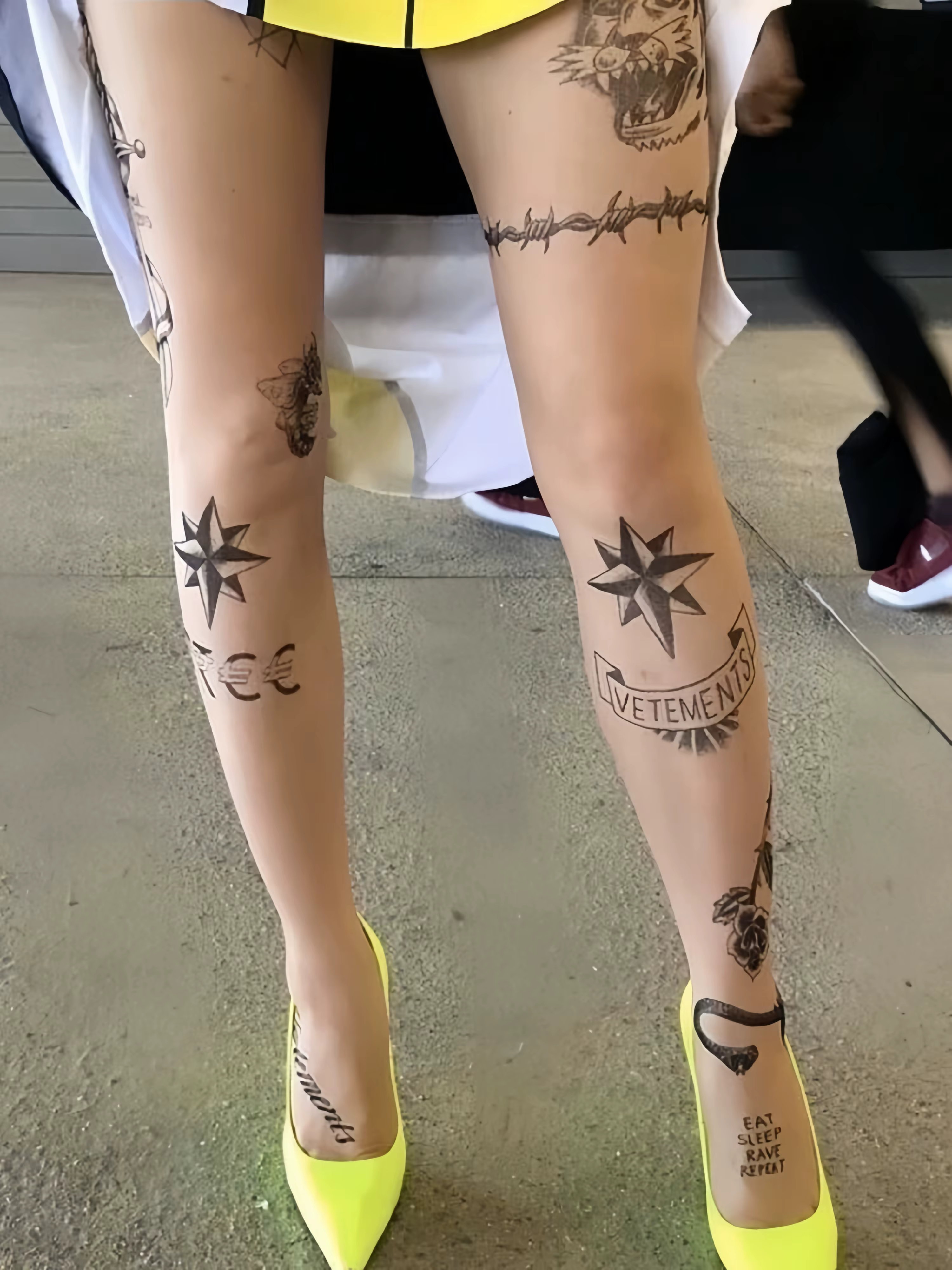 Bas de tatouage à la mode