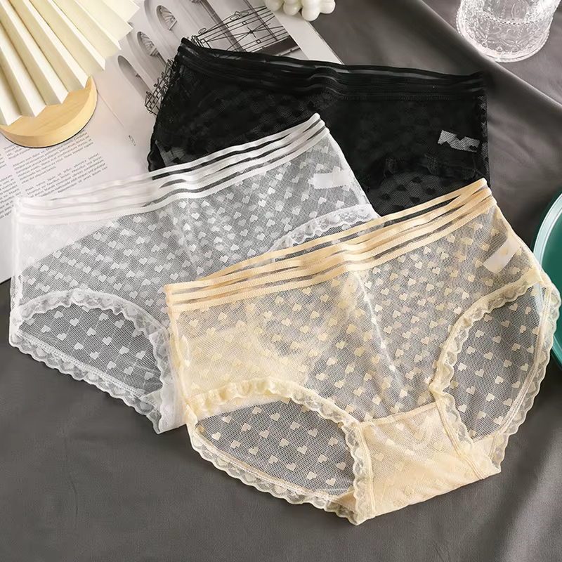 Culotte transparente en dentelle pour femme