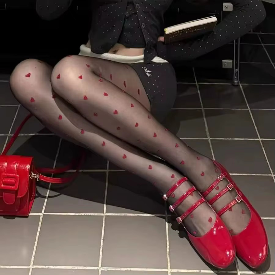 Collants en résille transparents noirs pour femmes, à motif de cœurs, fins, style legging, tendance, pour soirée