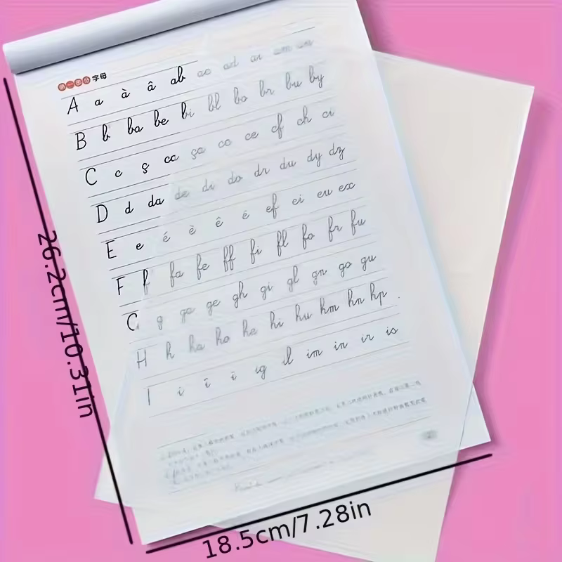 Étudier la calligraphie française volumine la pratique de l'art de l'écriture en écriture française standard.
